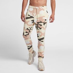 Nike Camo Sweatpants